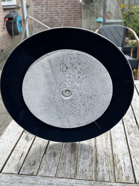 Image 1 of Tavolino KOKOON | 🇩🇪 Anni '80 | Un elemento d'arredo senza tempo in cromo e vetro