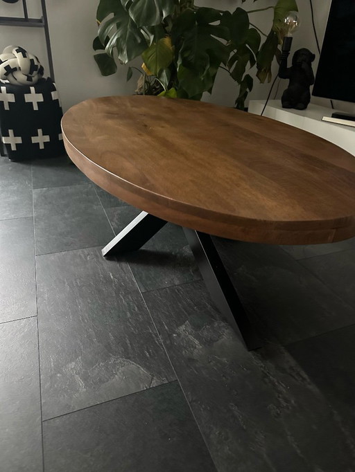 Livingfurn Table basse Sturdy Oval 130 cm