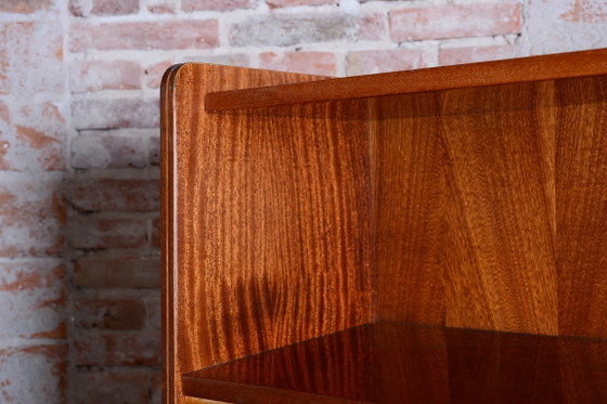 Originale Mid-Century-Vitrine von Nový Domov, Mahagoni, tschechisch, 1950er Jahre – Glass, Wood (photo 11 of 16)