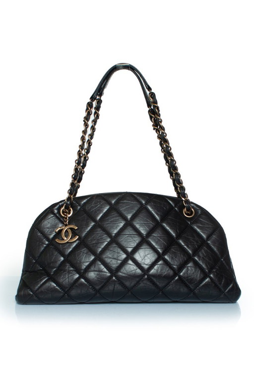 Borsa a spalla Chanel con tracolla a catena