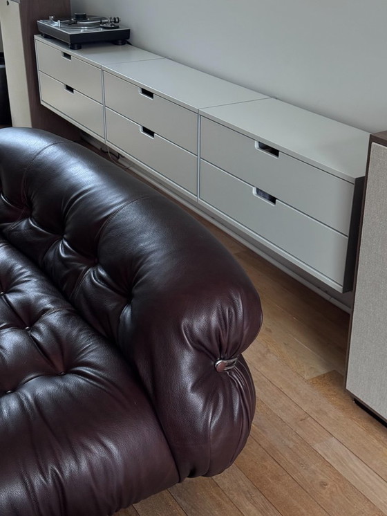 Image 1 of Cassina Soriana 2-zitsbank van Afra & Tobia Scarpa