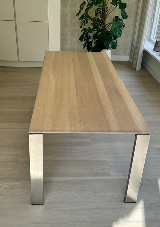 Image 1 of Mesa de comedor Arco Graphic