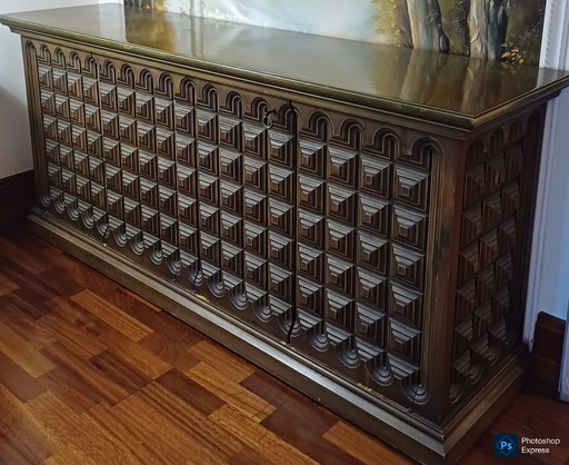 Spaanse brutalistische dressoir uit de jaren 60