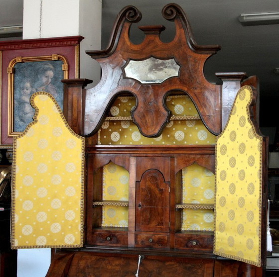 Image 1 of Originele Lombardische Italiaanse trumeau van walnoot en walnootwortelhout, 19e eeuw, Noord-Italië