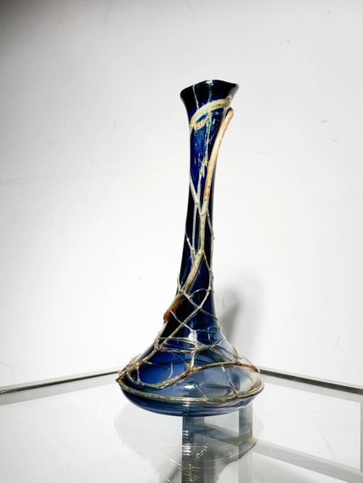 Jarrón de cristal del estudio Val Saint Lambert – Firmado por Alfred Collard – 35 cm – Azul cobalto y detalles dorados