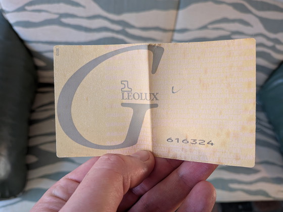 Image 1 of Sofá 2 Plazas Leolux Bora Bora + Hocker
Axel Enthoven | Tapicería de cebra posmoderna | Verde espuma de mar | California. 1990