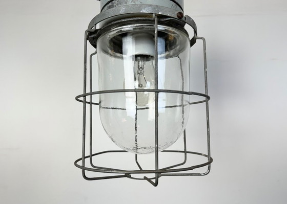 Image 1 of Lampada industriale a gabbia in alluminio con vetro trasparente di Elektrosvit, anni '70