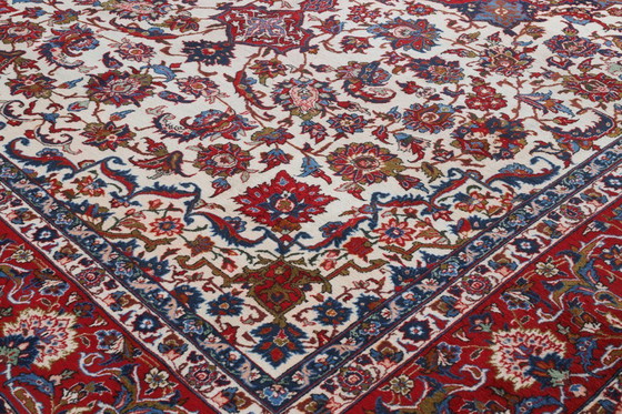 Image 1 of Persian carpet Isfahan 4.38 x 3.10 Oriental carpet fine No. 20292