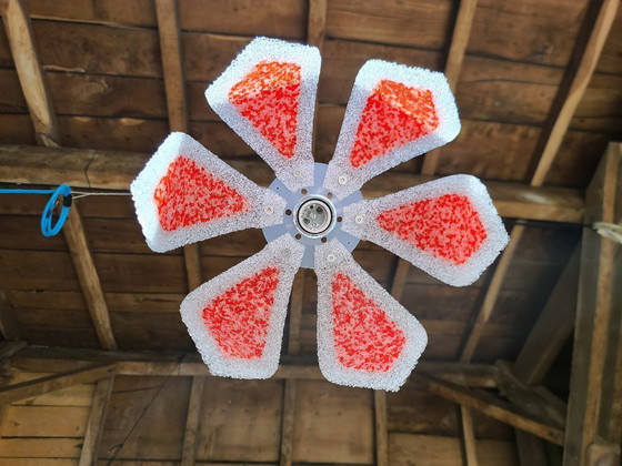 Image 1 of 2x cestini a sospensione floreali in perspex colorato degli anni '70