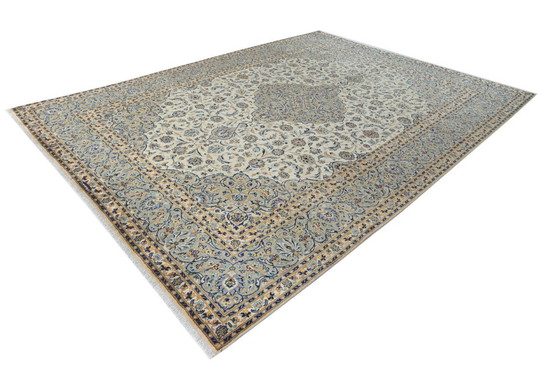 Image 1 of Perzisch tapijt Kashan, gesigneerd, 4,20 x 3,15 cm, Oosters tapijt, fijn, nr. 24607