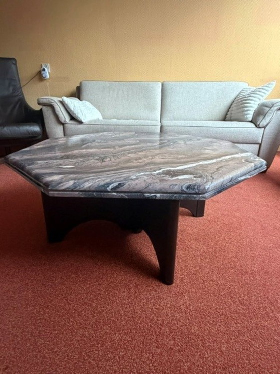 Image 1 of Vintage marble coffee table - Italian design