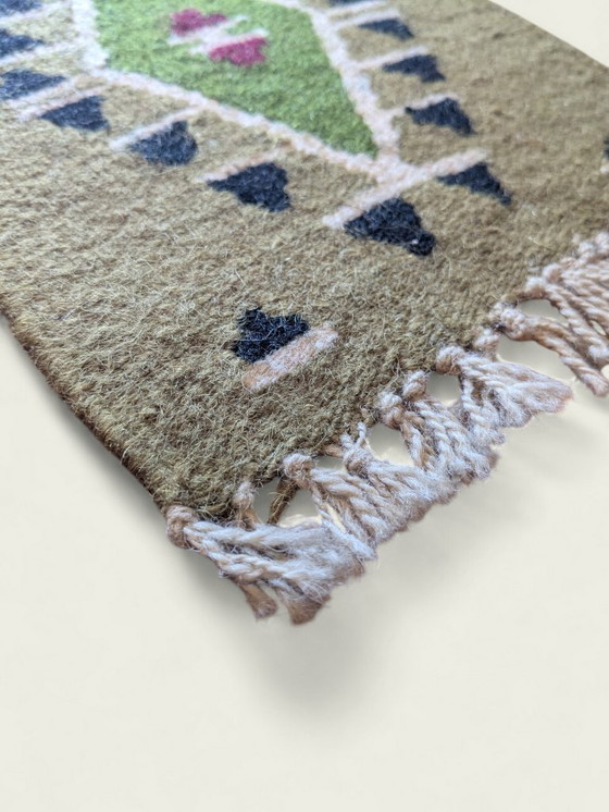 Image 1 of Piccolo runner da tavolo vintage – 26 × 21 cm – Effetto tessuto a mano, design etnico/boho