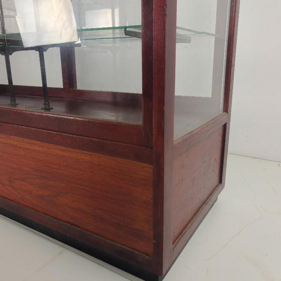 Image 1 of Vetrina antica per uso museale