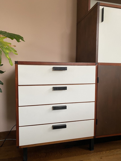 Pastoe Cees Braakman cabinet with 4 drawers and two sliding door compartments