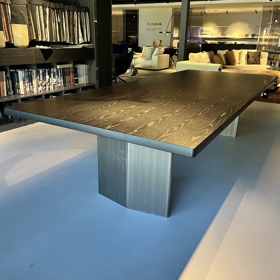 Image 1 of Minotti Morgan dining table