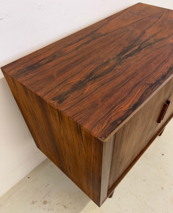 Image 1 of Palissanderhouten jaloeziedeurkast van Kai Kristiansen voor Feldballes