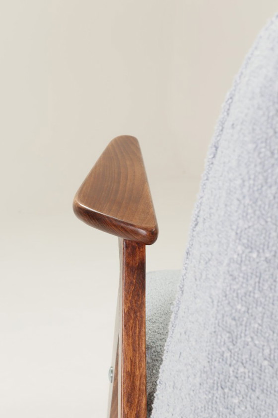 Image 1 of Fauteuil vintage baby blue boucle mid century modern design 1970