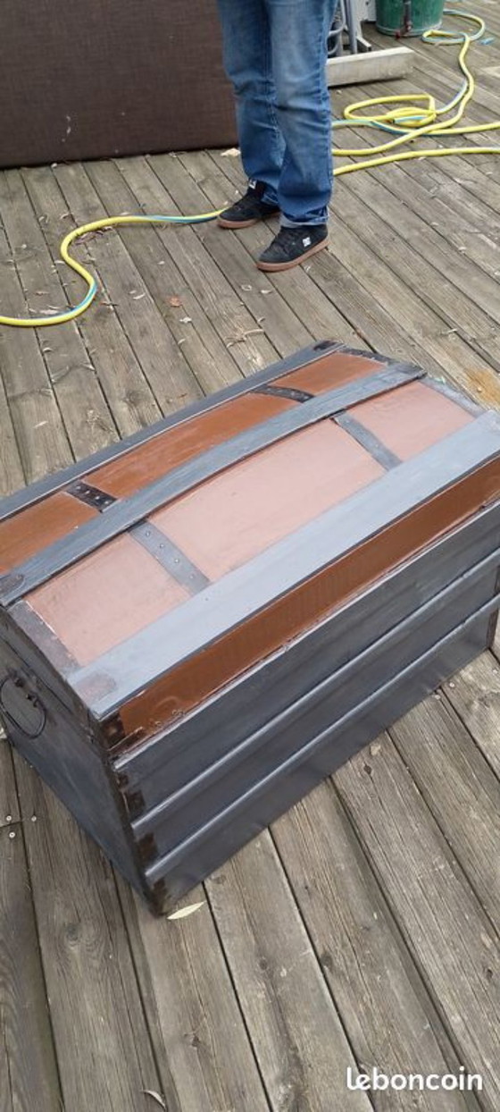 Image 1 of Antike, gewölbte, restaurierte Holztruhe