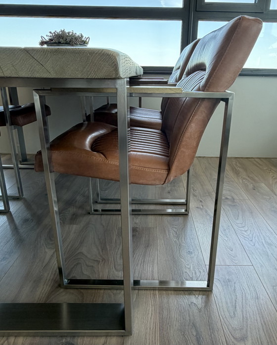 Tavolo da pranzo Rofra Avignon + 4 sedie in pelle Rio Grande | Rovere riciclato e acciaio inox spazzolato (photo 8 of 10)