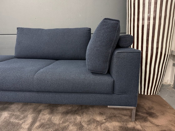 Image 1 of Design on Stock Aikon Lounge