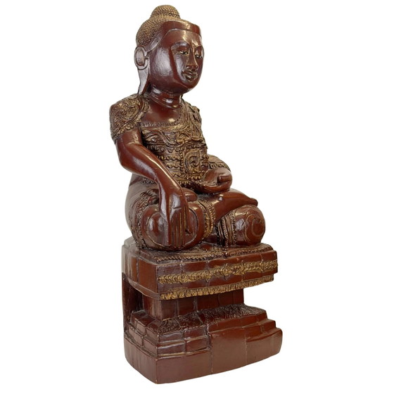 Estatua de Buda Mandalay birmana antigua en laca Thit-si y pan de oro – Período Konbaung, aprox. 1870 (photo 2 of 11)