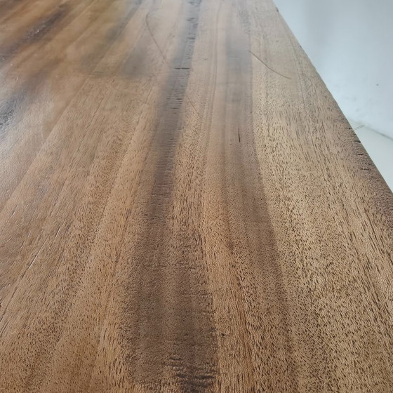 Image 1 of Tavolo da pranzo spagnolo in legno massello – XX secolo