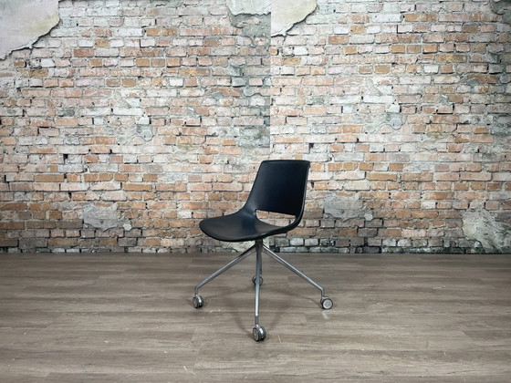 Image 1 of Arper Palm nero