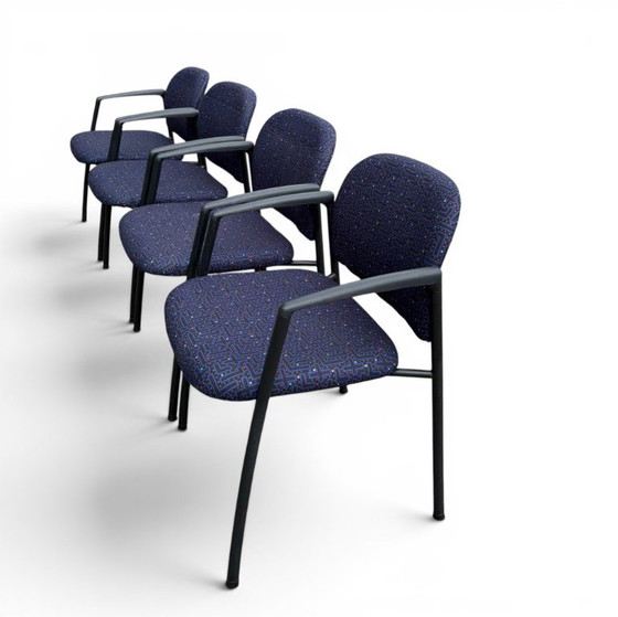 4 chaises nouvellement rembourrées avec motif Pac-Man., Ahrend, Chaises de salle à manger, Textile, Métal (photo 7 sur 7)