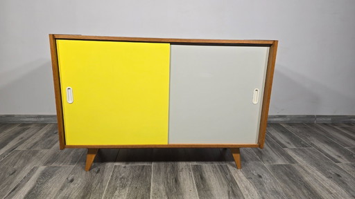 Credenza di Jiri Jiroutek per Interier Praha