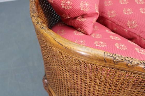 Image 1 of Antico divano intagliato con sponde a canne, Cecoslovacchia