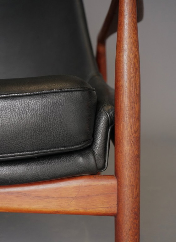 Image 1 of Poltrona modello 'Seal' di Ib Kofod-Larsen in pelle e teak per OPE, Svezia, anni '60