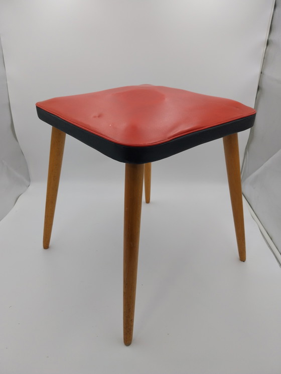 Image 1 of 1 sgabello con seduta in pelle skailed. Molleggiato anni '50