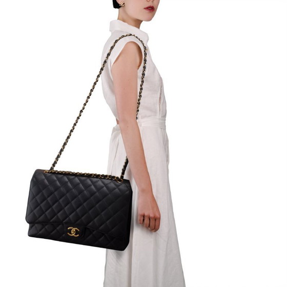 Image 1 of CHANEL Timeless/Classique Tasche aus schwarzem Leder - 103508