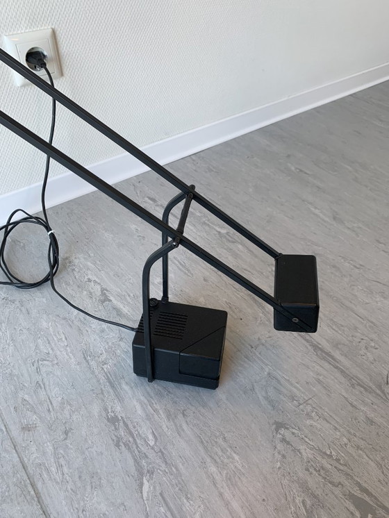 Image 1 of Fase contragewicht bureaulamp – Madrid, jaren ’80 – origineel met sticker