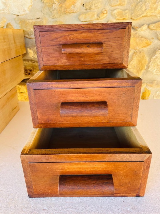 Image 1 of Eichenkommoden im Mid-Century-Modern-Stil, 1940er Jahre, 2er-Set