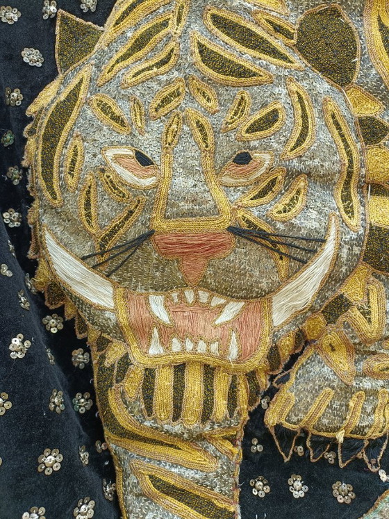 Image 1 of Arazzo vintage KALAGA proveniente dalla Birmania, raffigurante una tigre, 1,50 x 1,00 m