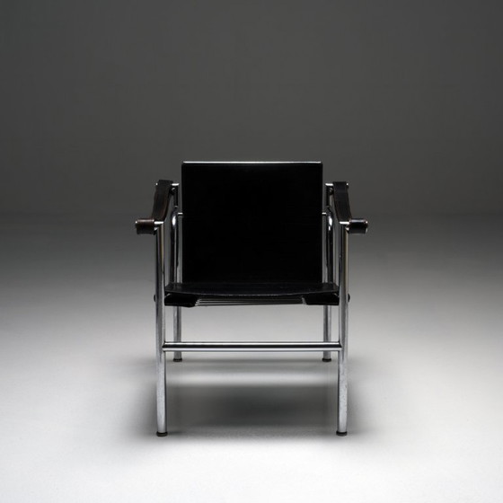 Image 1 of 1x Poltrona à Dossier Basculant (LC1) in pelle nera