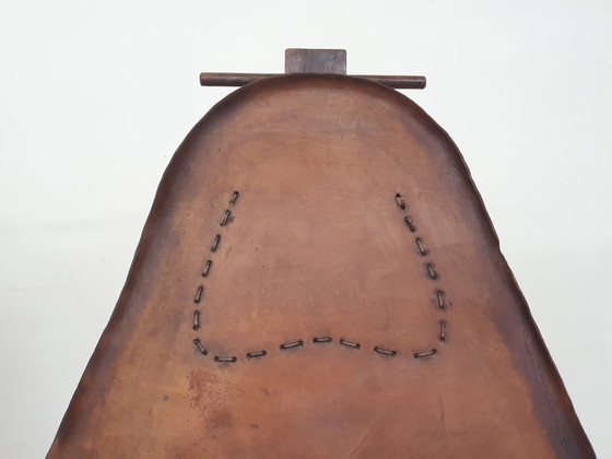 Image 1 of Ensemble de deux fauteuils lounge en cuir façon selle, Brésil, années 1960