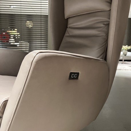 Image 1 of Fauteuil Dave Bielefelder Werkstätten