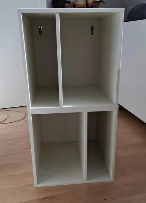 Hülsta wall cabinets
