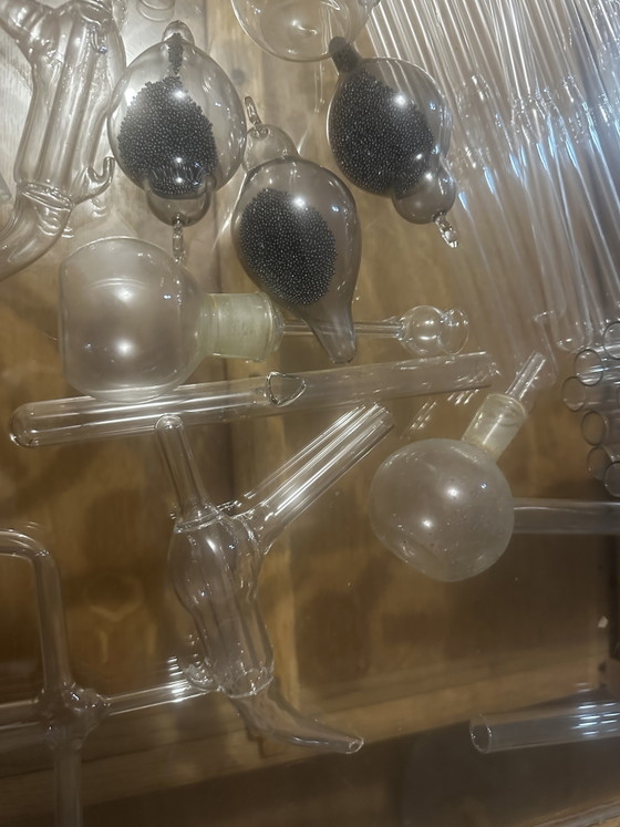 Image 1 of Große Sammlung antiker Glaschemikalien für ein Kuriositätenkabinett
