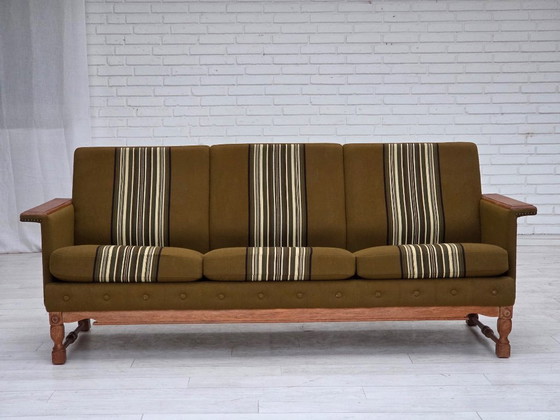 Image 1 of Dänisches 3-Sitzer-Sofa aus den 1970er Jahren, Möbelwolle, massives Eichenholz.