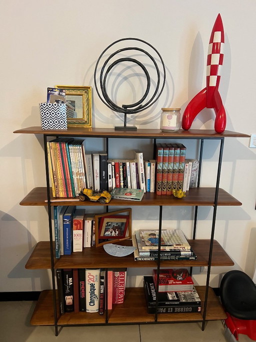   Bücherregal aus Walnussholz AM.PM Jacobson - Hochwertiges Design