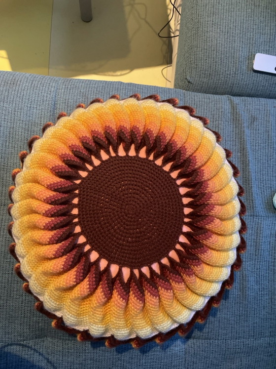 Image 1 of Häkelkissen Sunflower Sonnenblume Unikat