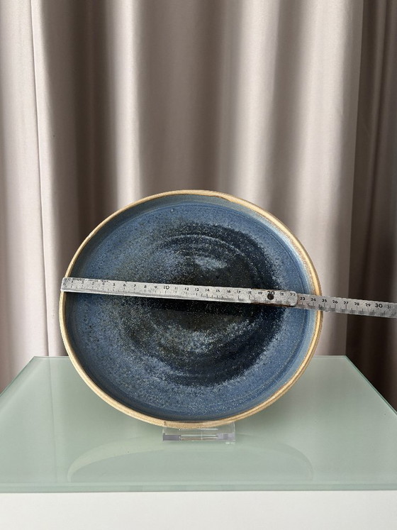 Keramisch bord, blauw en zwart, Tafelaccessoires, Keramiek, Modern (foto 2 van 5)