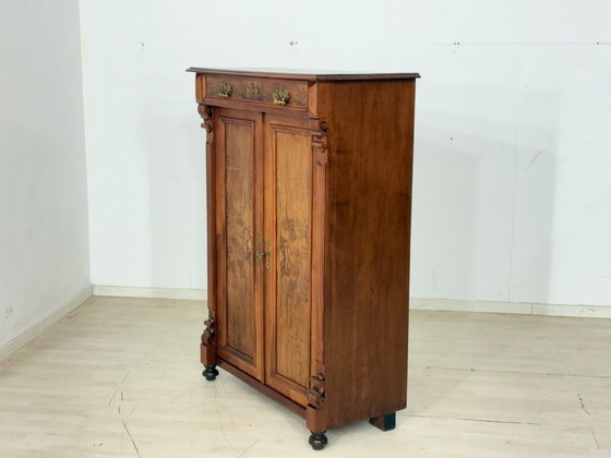 Image 1 of Beautiful antique Gründerzeit (late 19th-century) vertiko chest of drawers circa 1900 – elegant walnut veneer & brass fittings