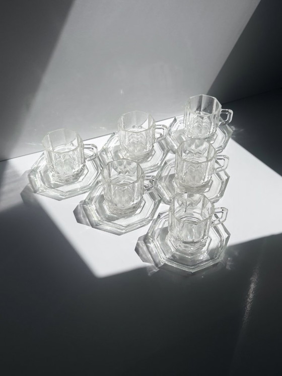 6 Vintage Glazen Espressokopjes met Achthoekige Schotels, Italië Jaren 80/90, Art Deco Revival – Servies (photo 4 of 6)