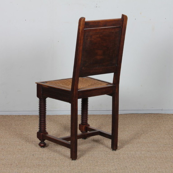 Image 1 of Juego de 6 sillas de madera maciza con asiento de paja, fabricación francesa, 1940.