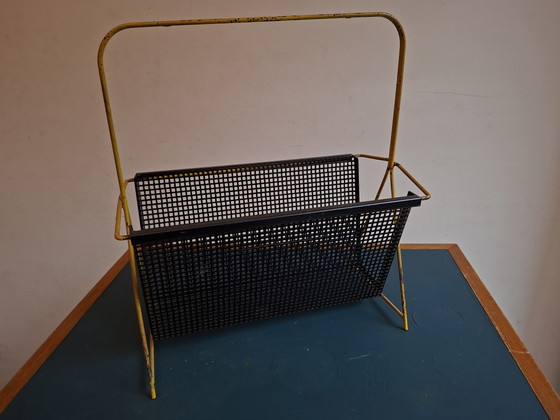 Pilastro magazine rack, Dutch vintage design, mid-century – Metal (photo 11 of 15)