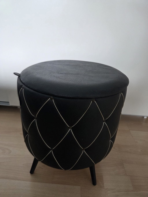Pouf retrò vintage in similpelle con coperchio – hockers en poefs, Plastic, Wood